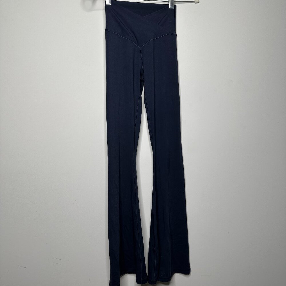 Offline by Aerie Real Me Hi-Rise Flare Leggings Dark Blue Women's Small - Picture 1 of 5
